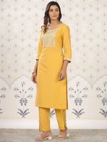 Thumbnail for Ode by House of Pataudi Geometric Embroidered Thread Work Straight Kurta with Trousers - Distacart