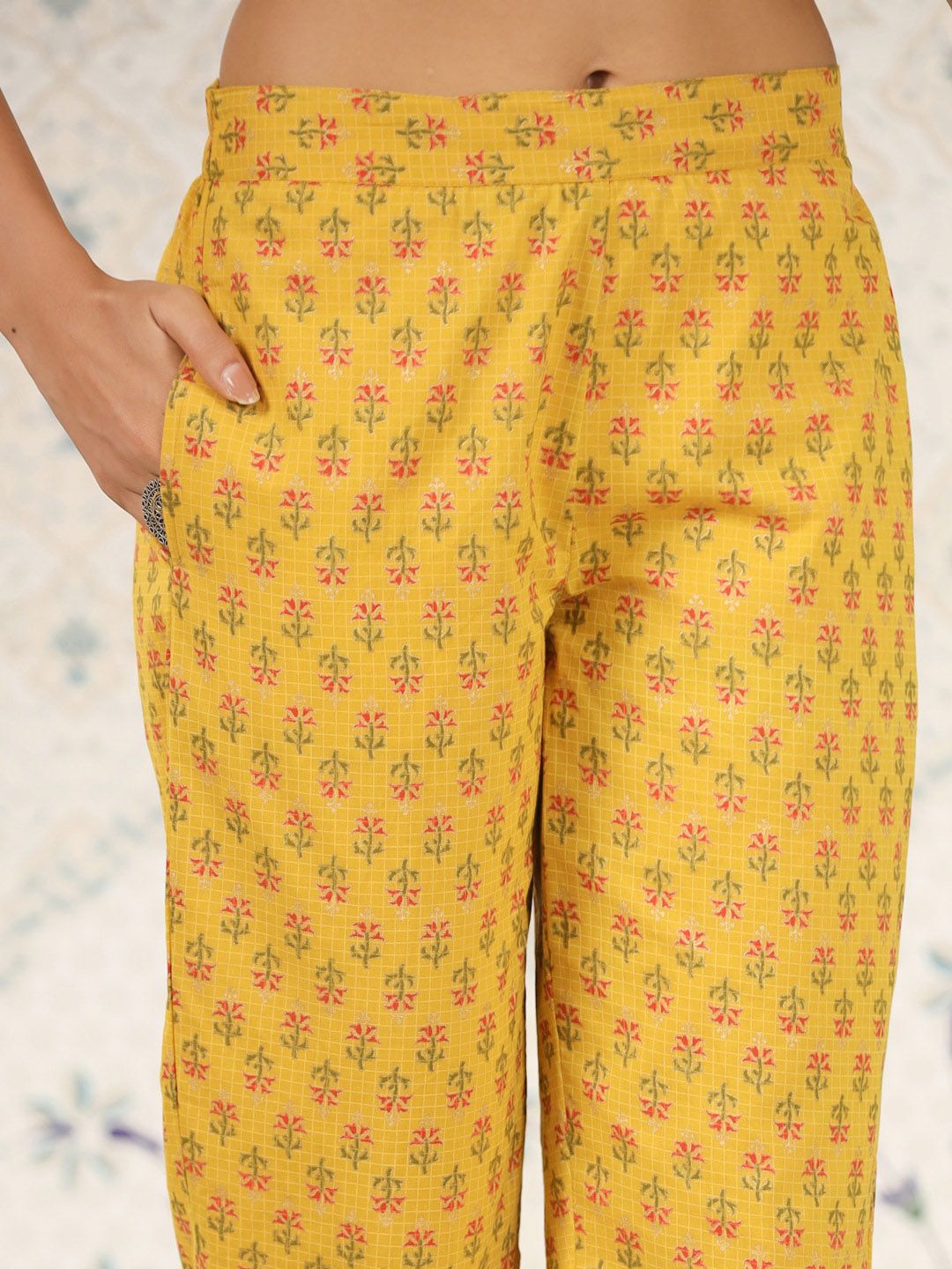 Ode by House of Pataudi Ethnic Motifs Printed Band Collar Pure Cotton Kurta with Trousers - Distacart