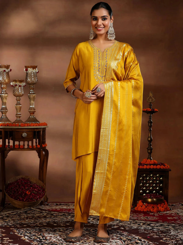 Yellow Embroidered Silk blend Straight Suit Set With Dupatta