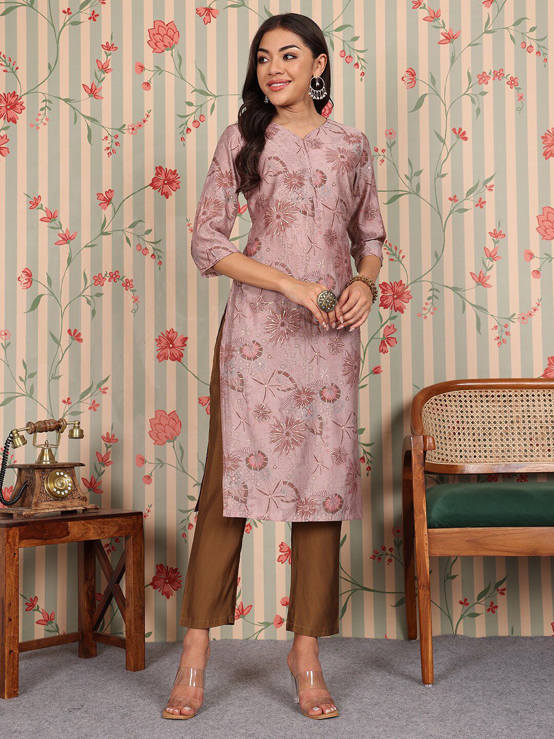 Ode by House of Pataudi V Neck Floral Printed Regular Chanderi Silk Kurta with Trousers - Distacart