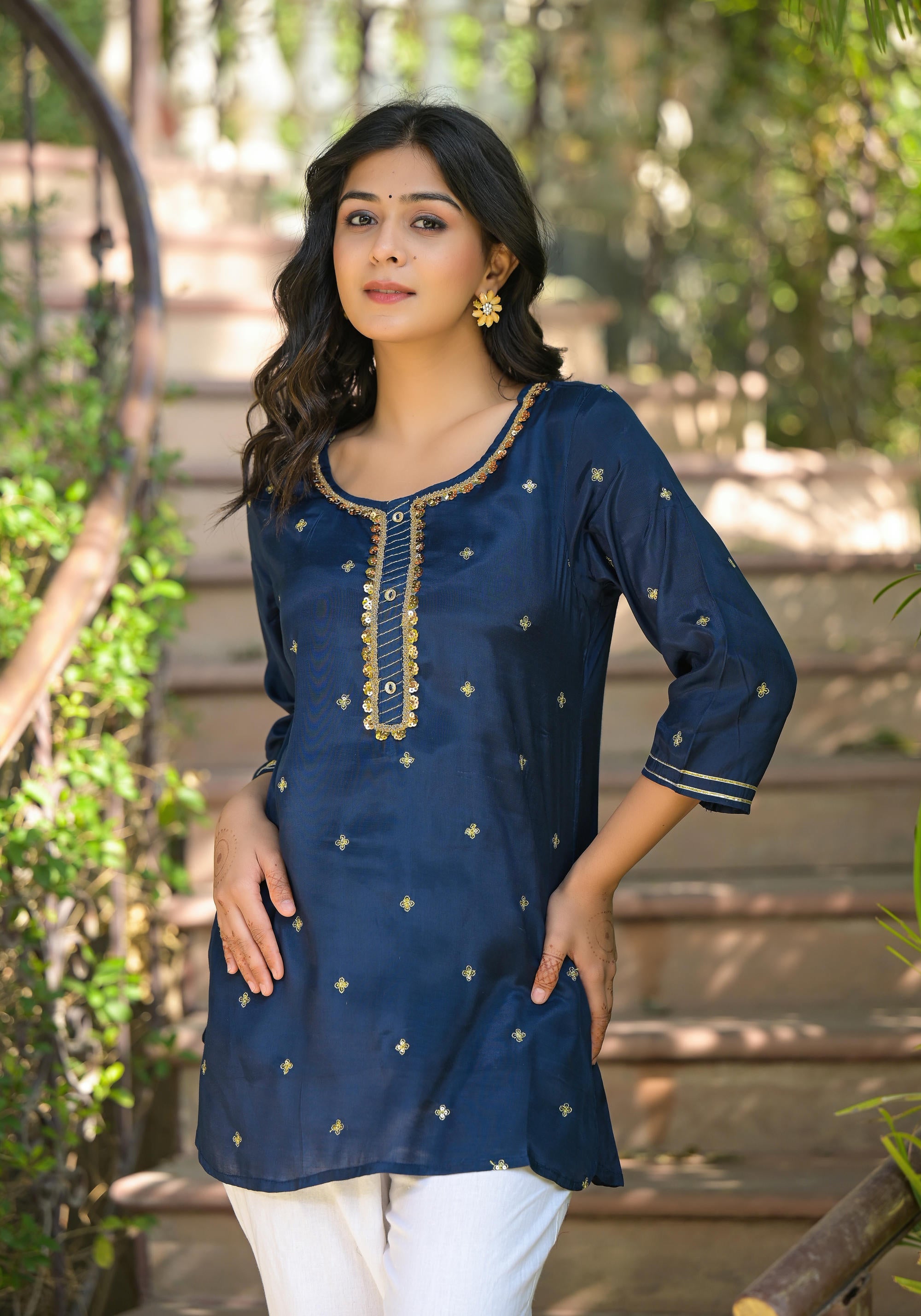 Juniper Women's Navy Zari Embroidered Viscose Tunic With Sequins - Distacart