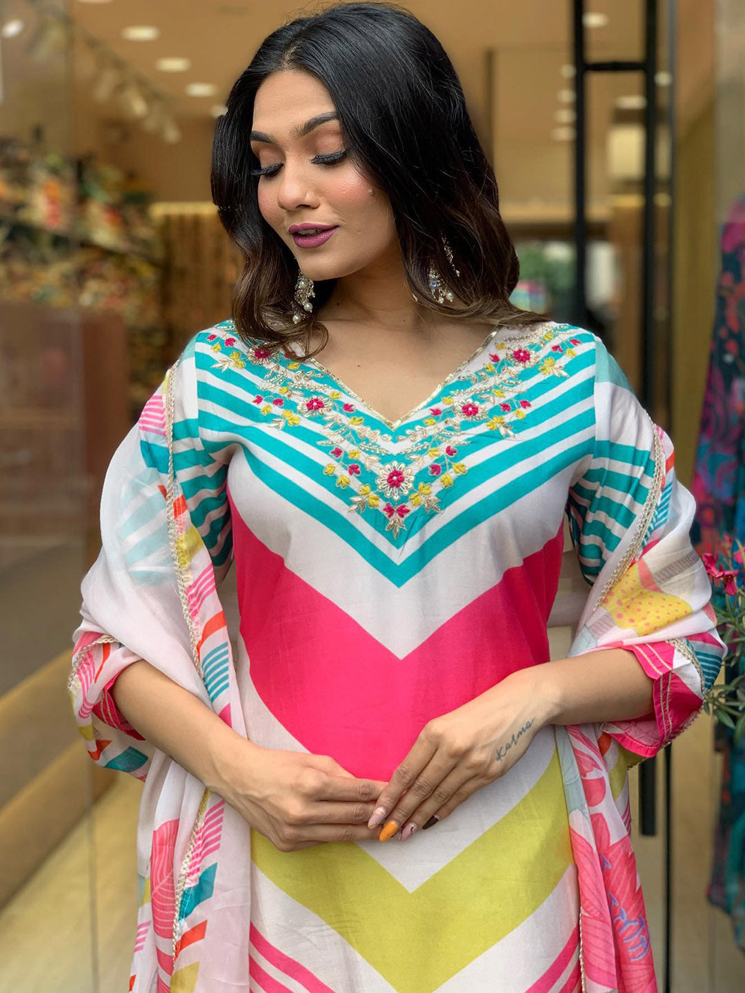 Kalini Chevron Printed Beads & Stones Regular Kurta With Trousers & Dupatta - Distacart