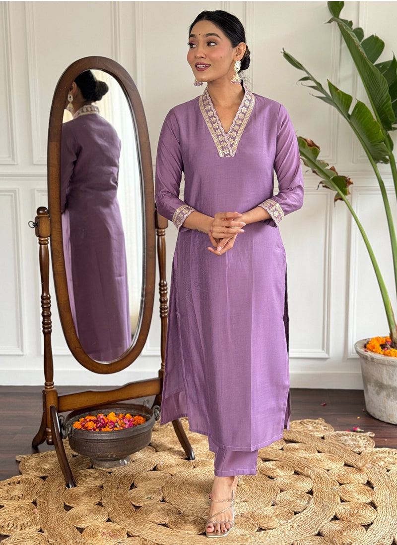 Vellora Viscose Silk Lavender Casual Wear Bandhani Print Readymade Suit