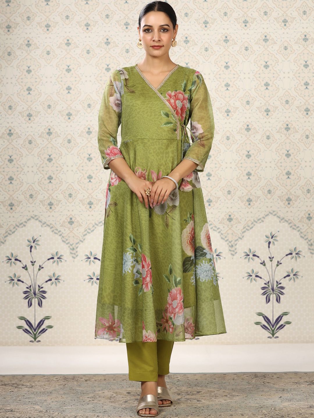 Ode by House of Pataudi Floral Printed Angrakha Kurta With Trousers & Dupatta