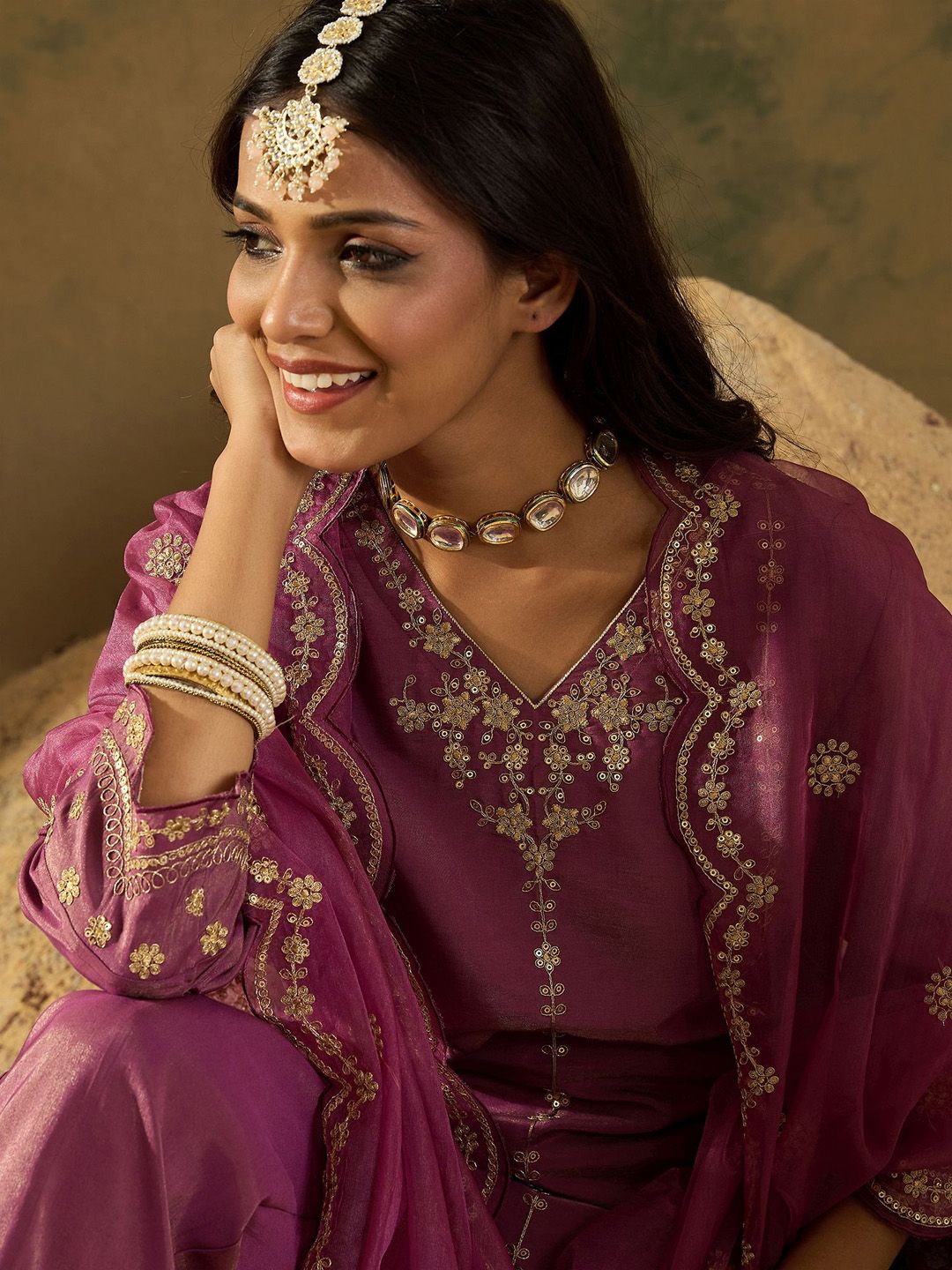 Indo Era Women Floral Embroidered Regular Kurta with Trousers & With Dupatta