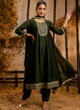 Vellora Silk Blend Mehendi Party Wear Embroidery Work Readymade Salwar Suit