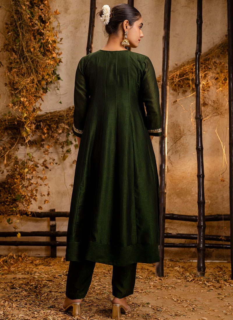 Vellora Silk Blend Mehendi Party Wear Embroidery Work Readymade Salwar Suit