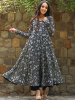 Thumbnail for Kalini Floral Printed V-Neck Anarkali Georgette Kurta - Distacart