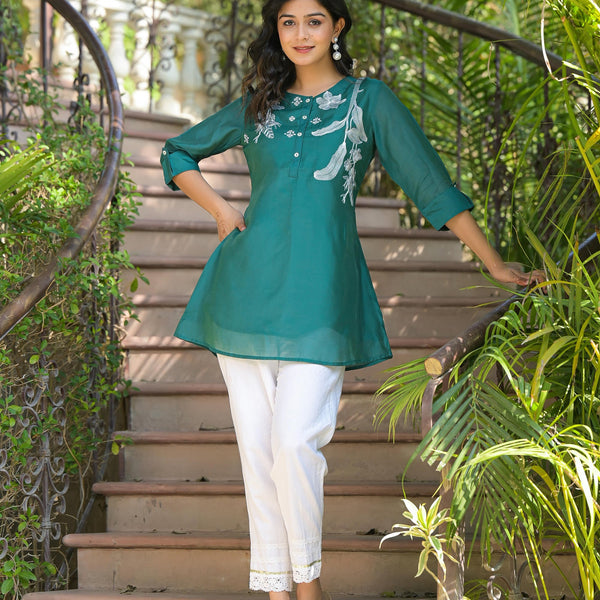 Juniper Green Solid Chanderi Tunic With Thread Work & Buttons - Distacart