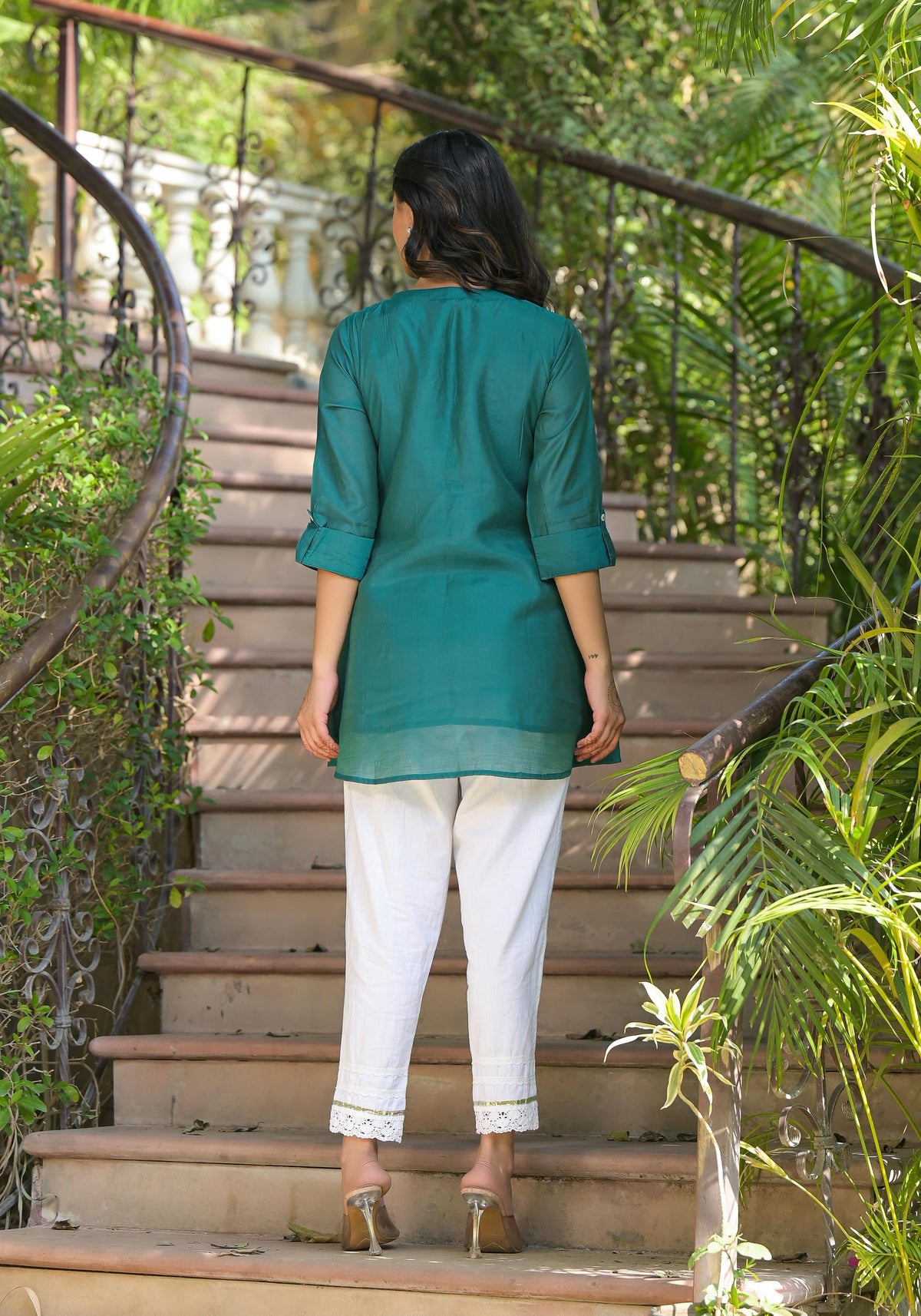 Juniper Green Solid Chanderi Tunic With Thread Work & Buttons - Distacart