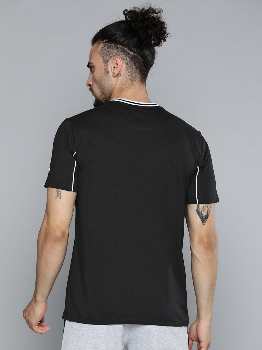 Alcis Men Black Solid Slim Fit Gym T-shirt - Distacart