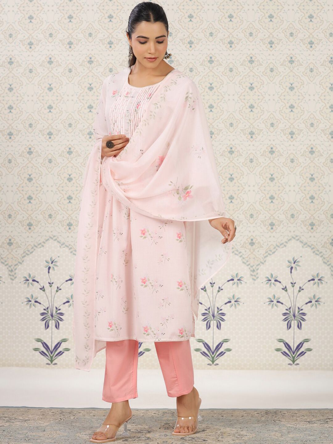 Ode by House of Pataudi Floral Printed Pleated Kurta & Trousers With Dupatta - Distacart