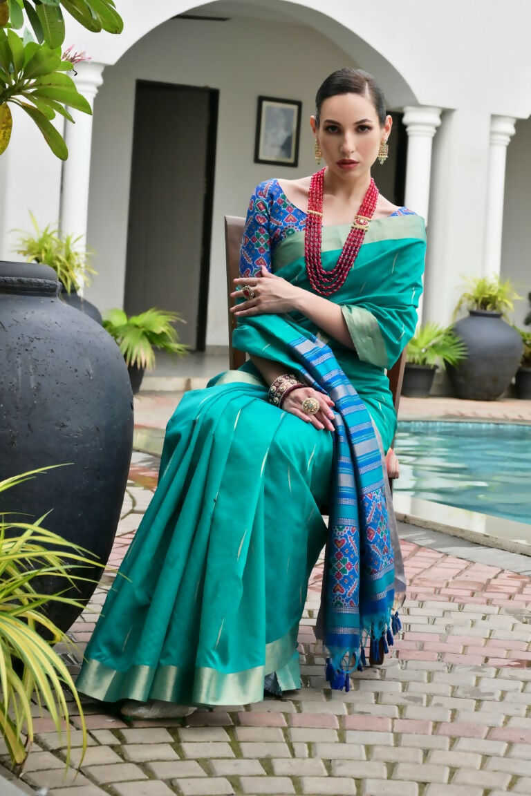 Vishnu Weaves Women's Rama Raw Silk Patola Zari Woven Saree with Blouse