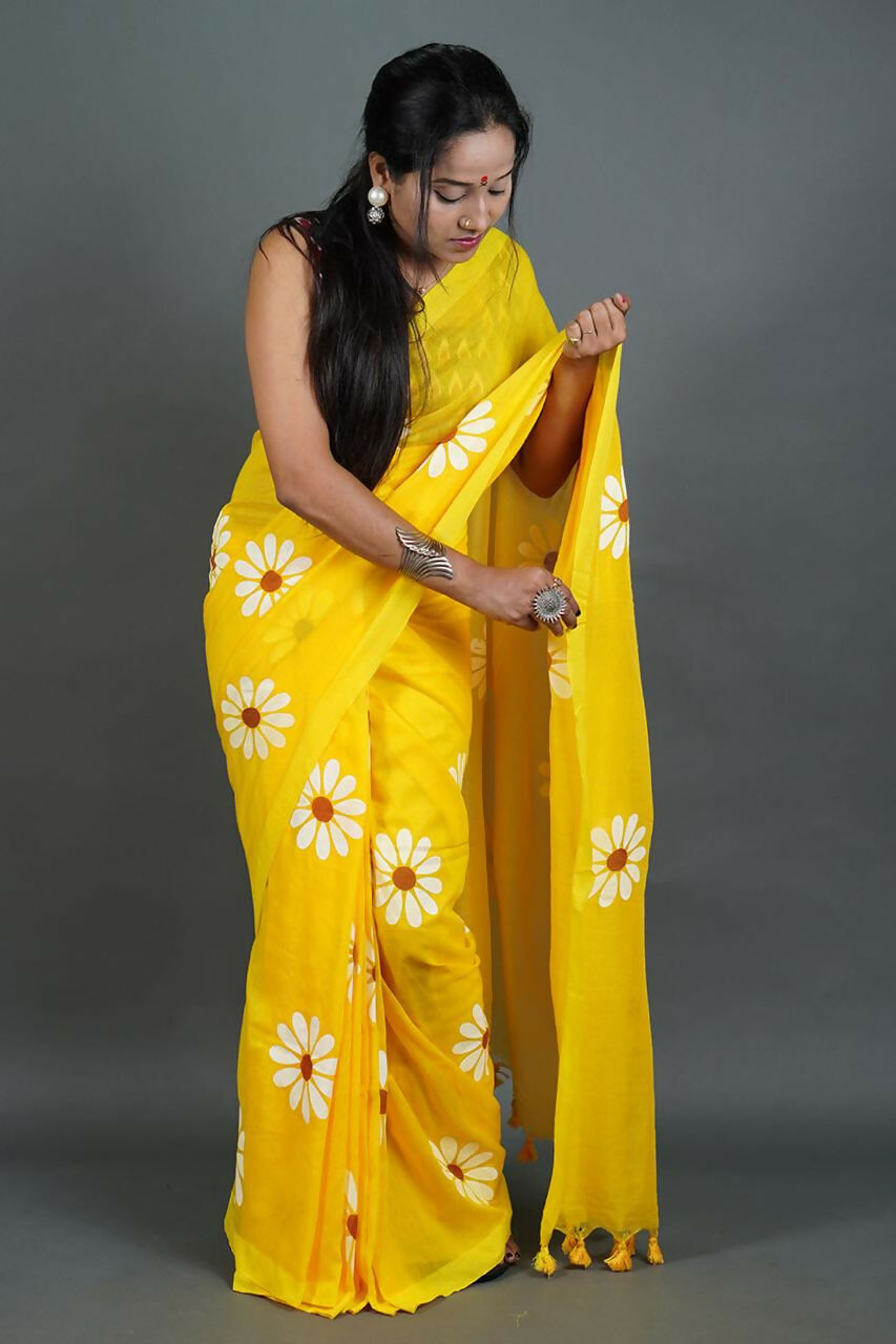 Exclusive Collection Yellow Pure Cotton Saree With Sunflower Design