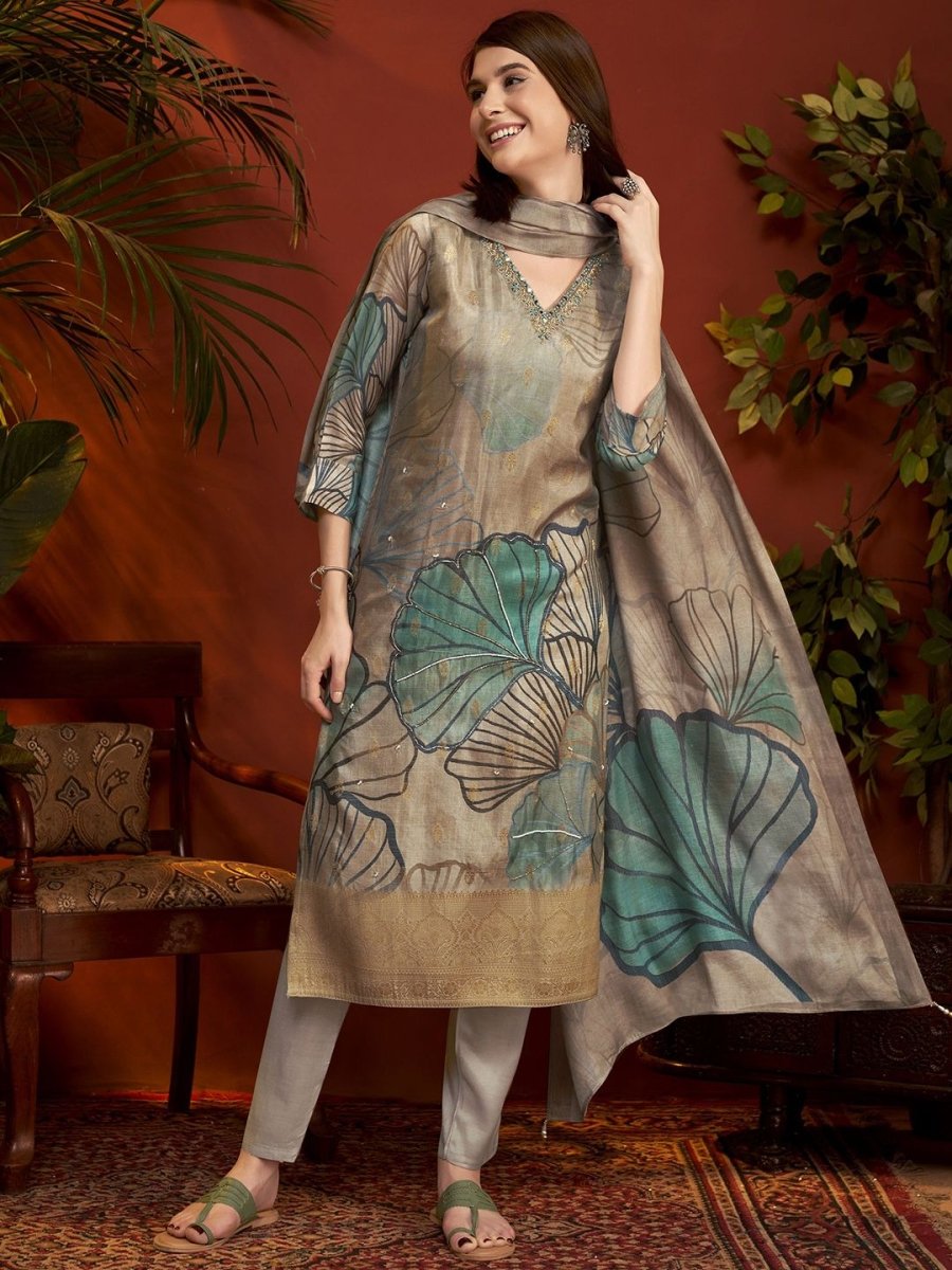 Anouk Floral Embroidered Zardozi Pure Silk Straight Kurta With Trousers & Dupatta - Distacart