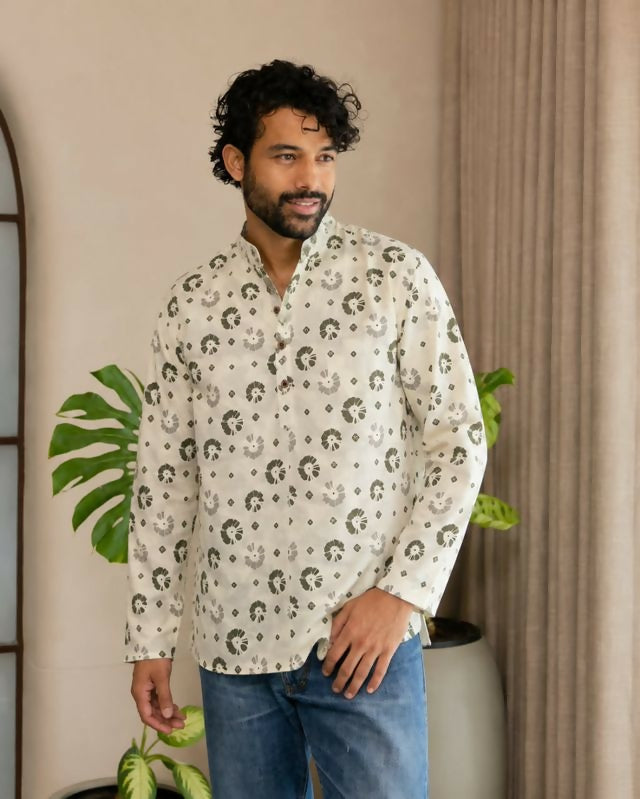 Off white Color Swiss Linen Print Men's Short Kurta-Mohvogue