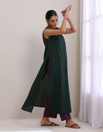 Thumbnail for trueBrowns Dark Green Dobby Sleeveless Kurta Pant Set - Distacart