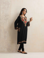 Thumbnail for trueBrowns Black Kashmiri Floral Embroidered Woollen Phiran Kurta - Distacart