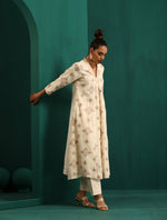 Thumbnail for trueBrowns Ivory Peach Cotton Front Gathered Kurta Pant Set - Distacart