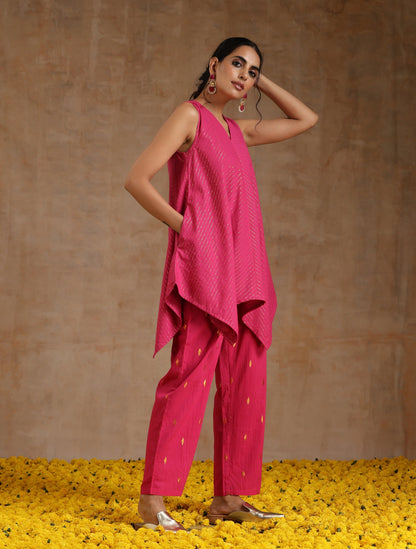 trueBrowns Pink Gold Cotton Handkerchief Co-Ord Set - Distacart