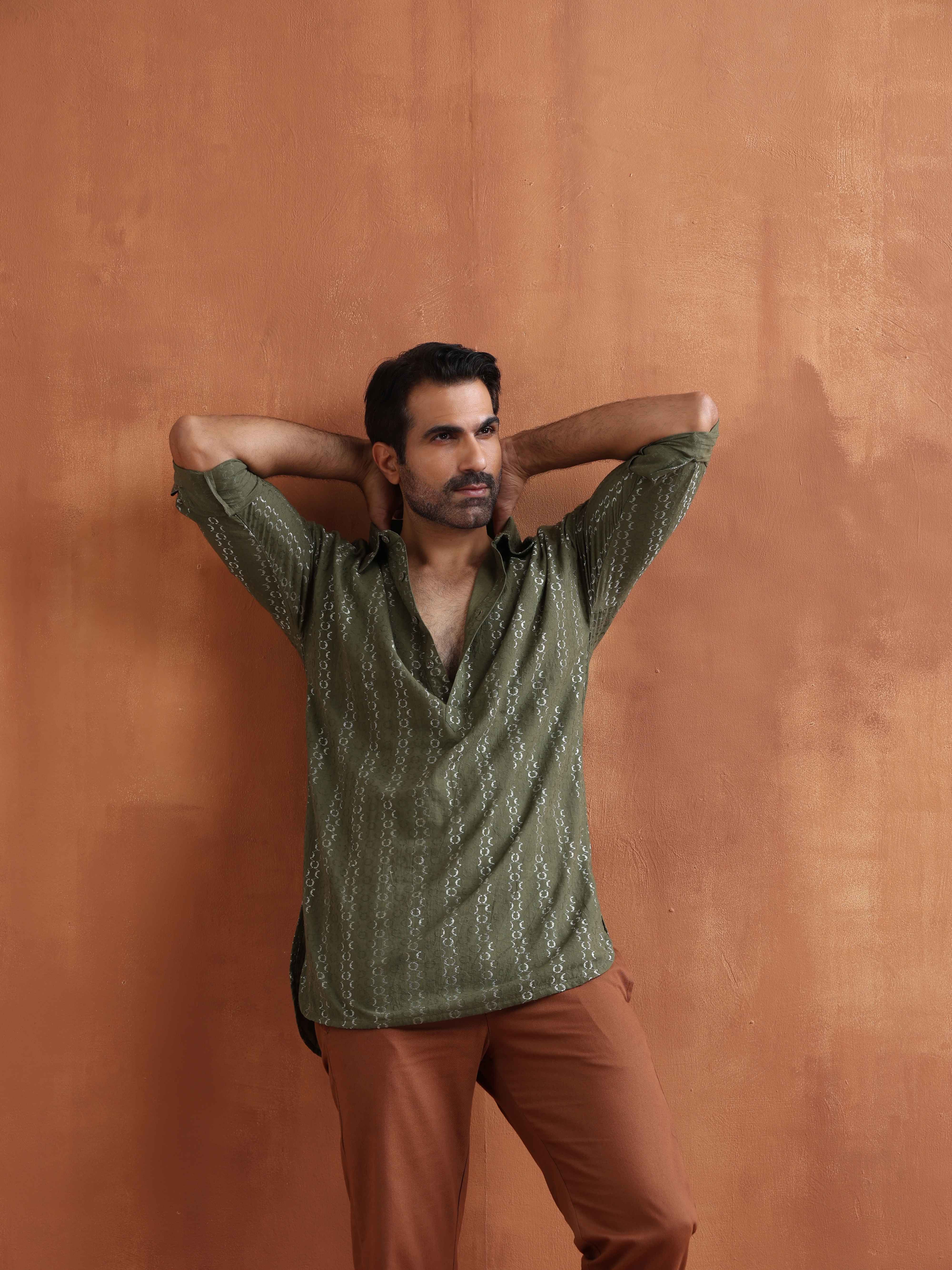 trueBrowns Men's Olive Green Cotton Dobby Short Kurta