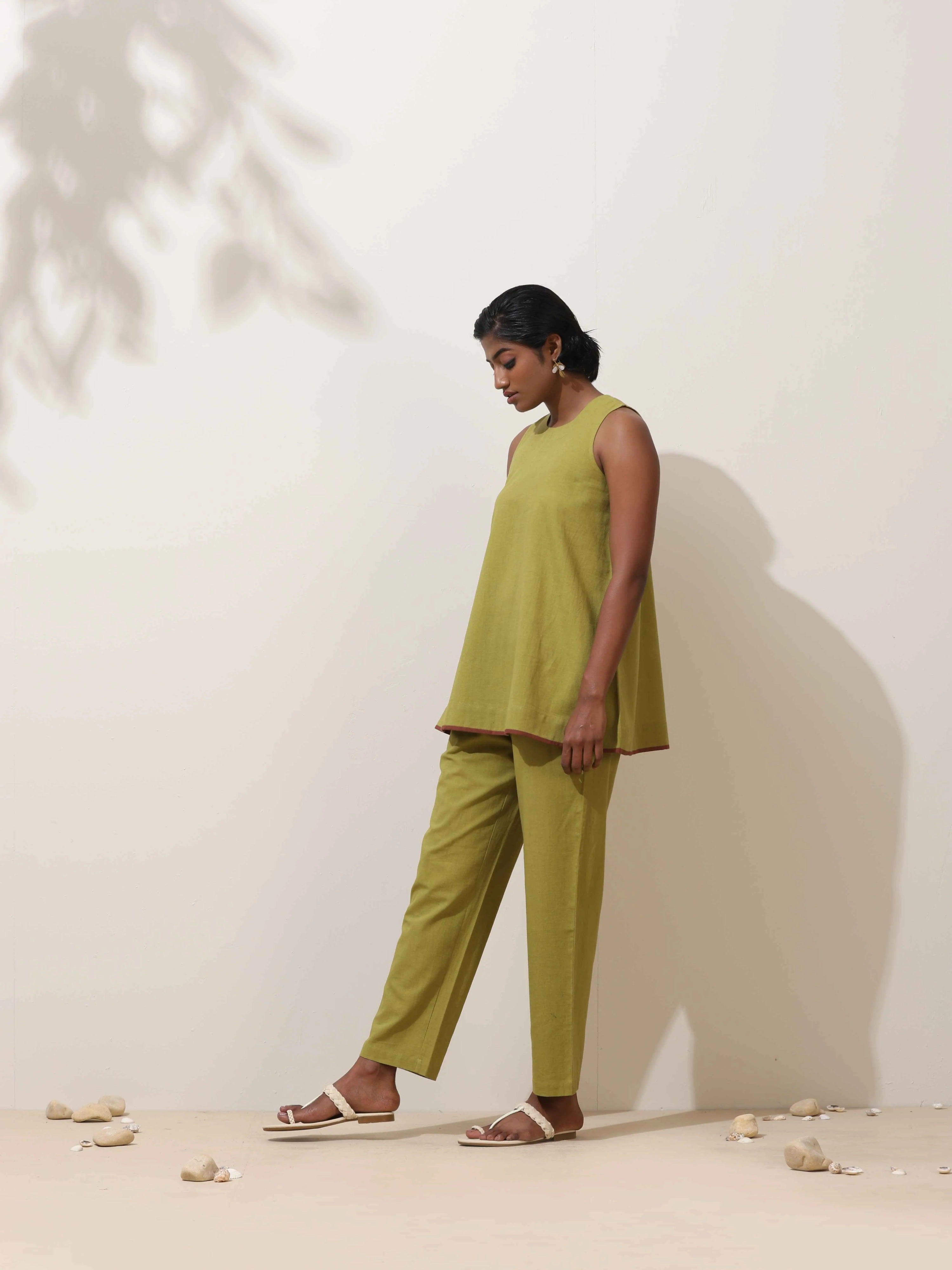 trueBrowns Pear Green Cotton Linen Co-Ord Set