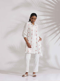 Thumbnail for trueBrowns White Cotton Embroidered Kurta Co-ord Set