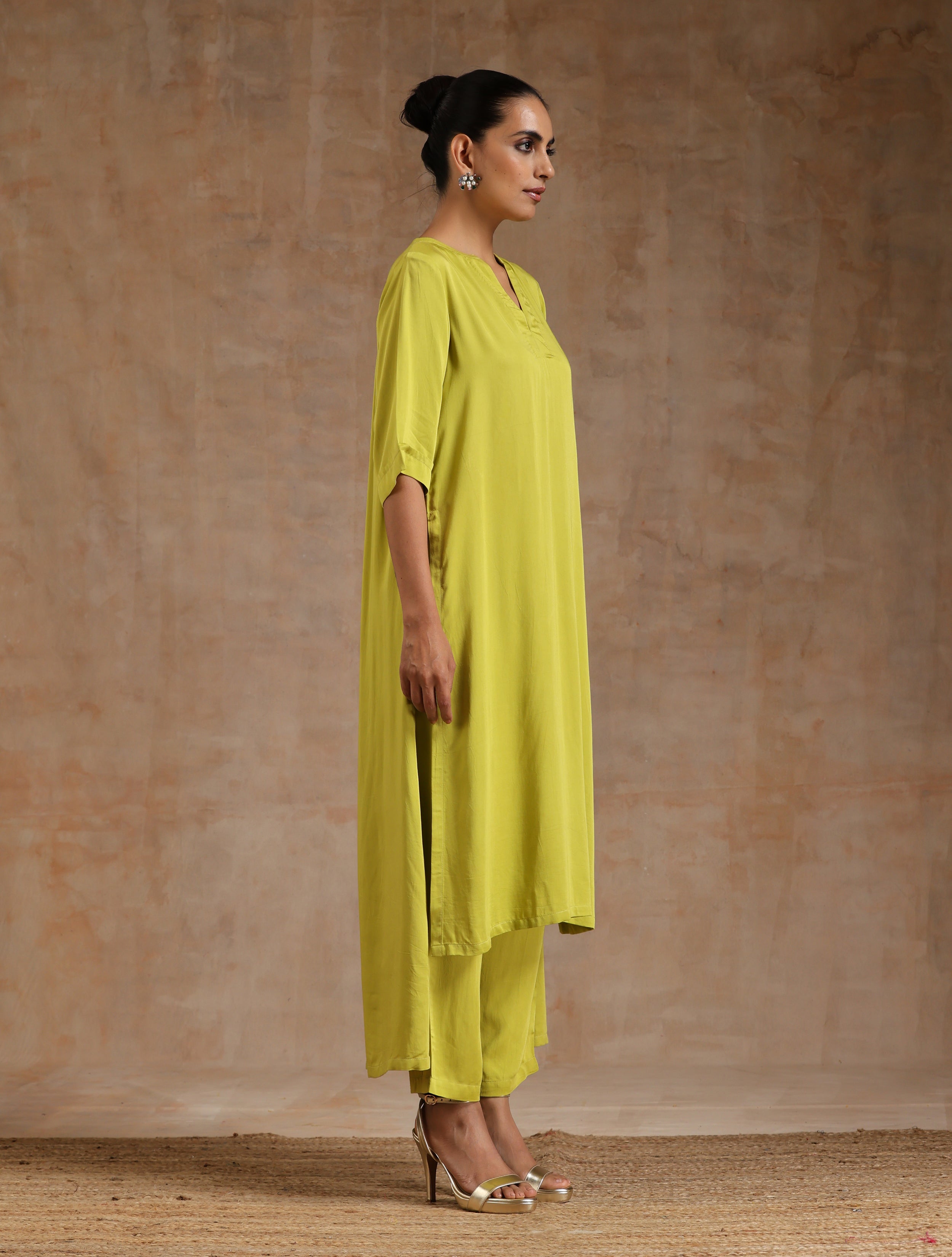 trueBrowns Lime Modal Satin High-Low Relax Kurta Set - Distacart