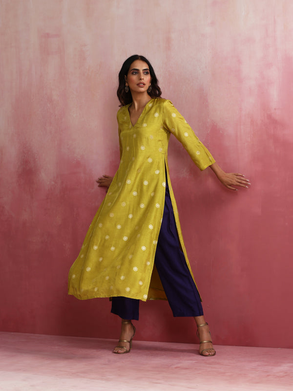 trueBrowns Lime Viscose Silk Kurta Set - Distacart
