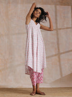 Thumbnail for trueBrowns Pink Green Floral On White Block Print Cotton Sleeveless Flared Kurta Pant Set - Distacart