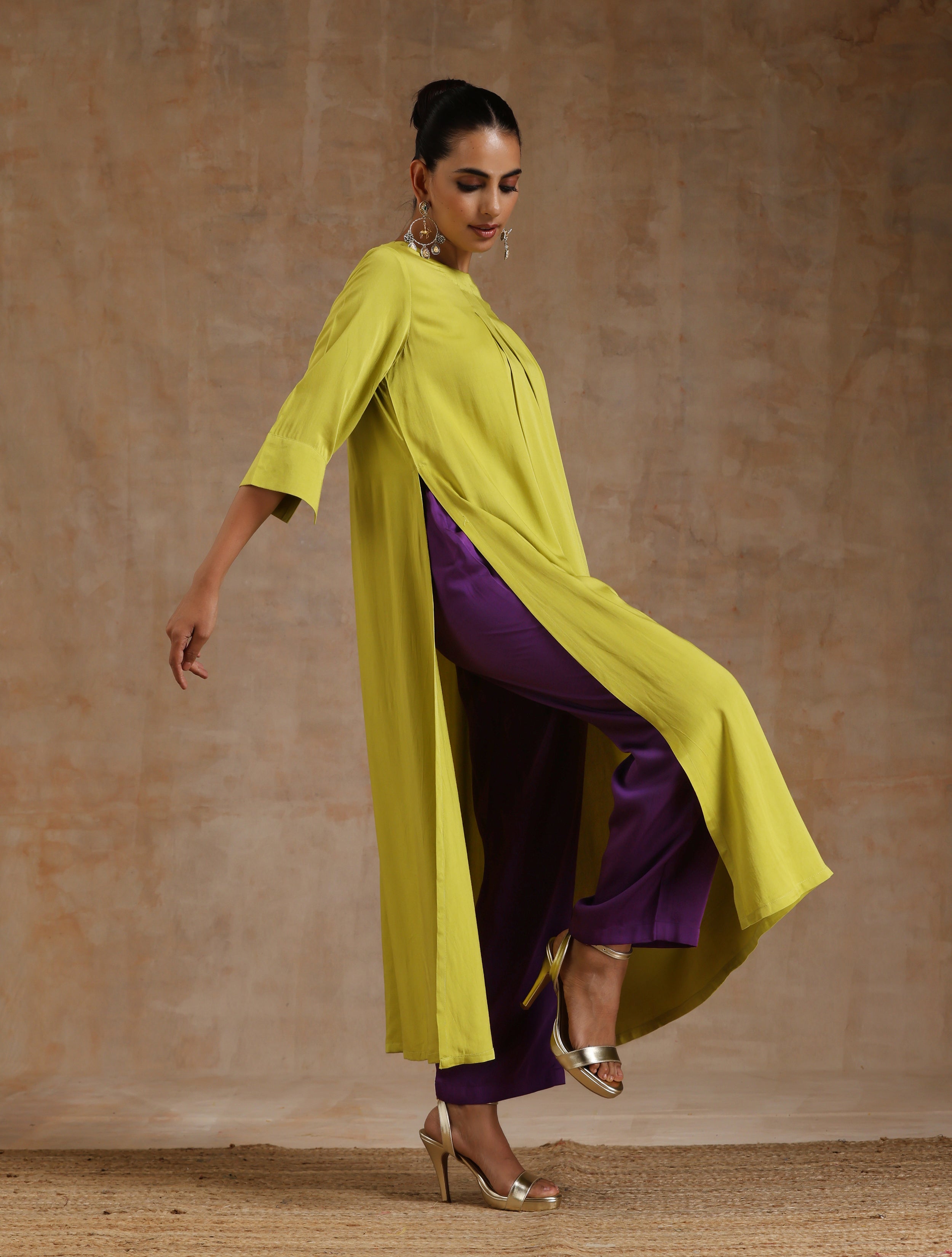 trueBrowns Lime Modal Satin Neck Pleat Kurta Set - Distacart