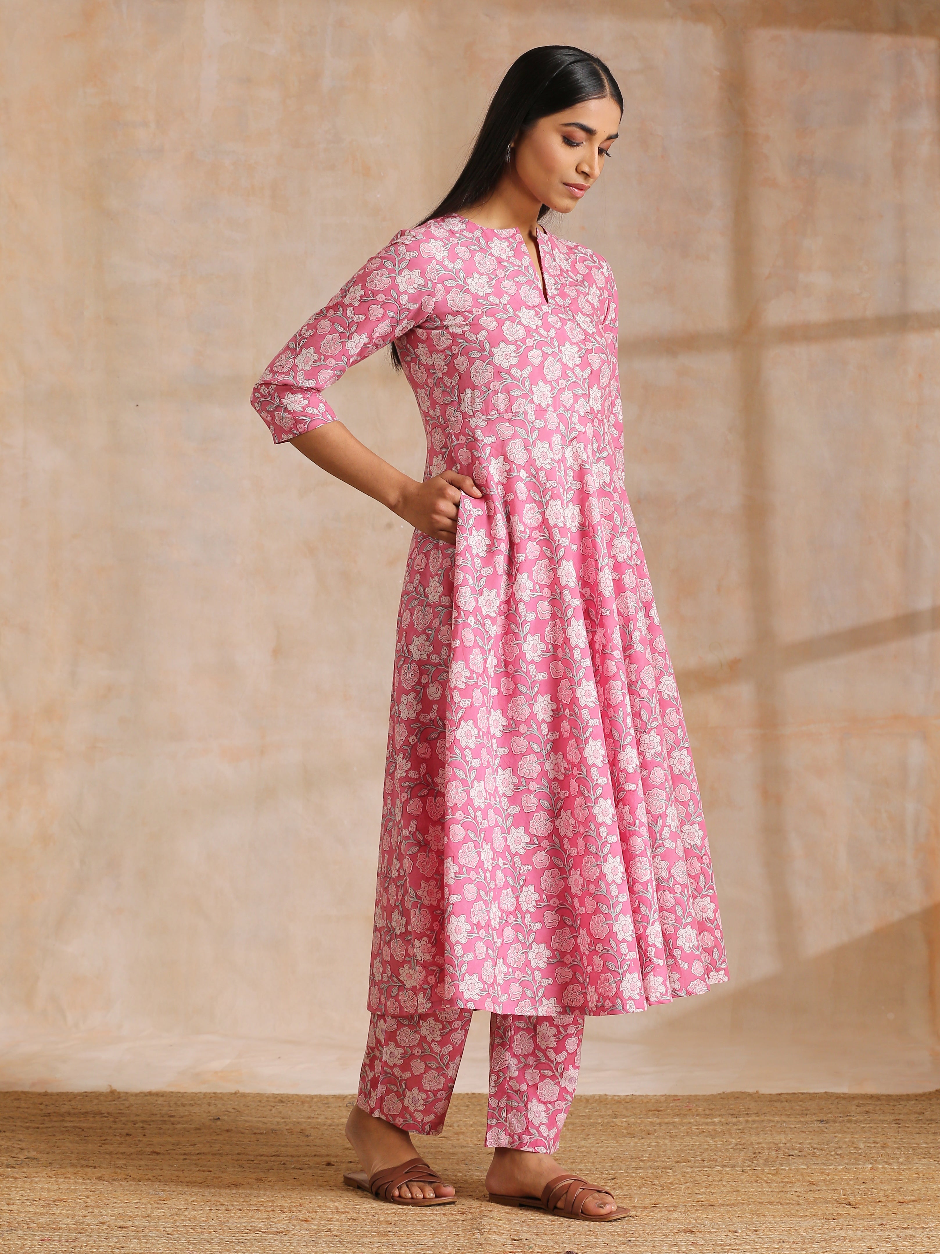 trueBrowns Pink Overall Floral Block Print Cotton Flared Kurta Pant Set - Distacart