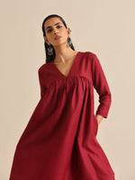 Thumbnail for trueBrowns Maroon Slub Gathered Kurta Pant Set - Distacart