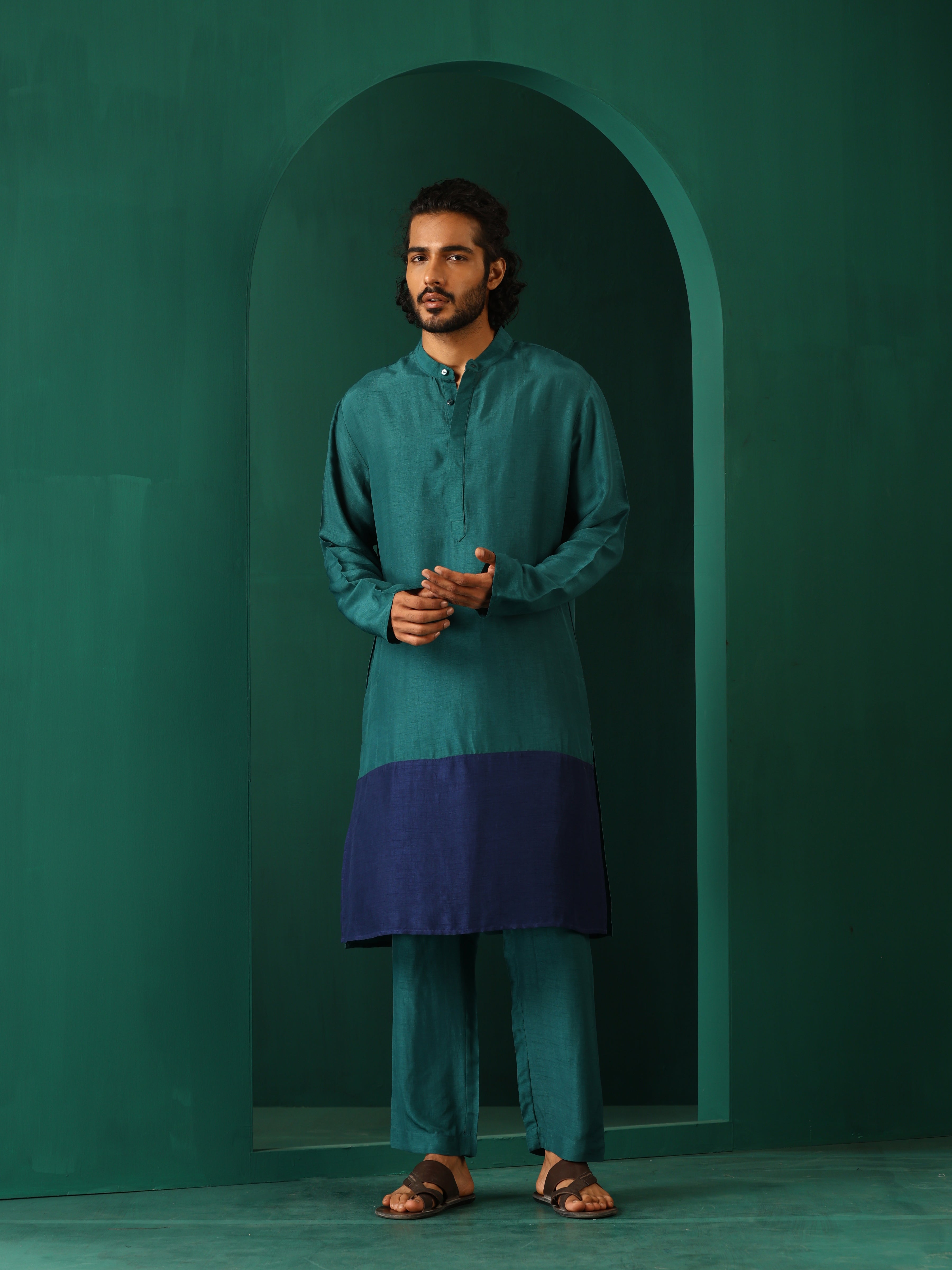 trueBrowns Men's Blue Color Block Silk Long Kurta - Distacart