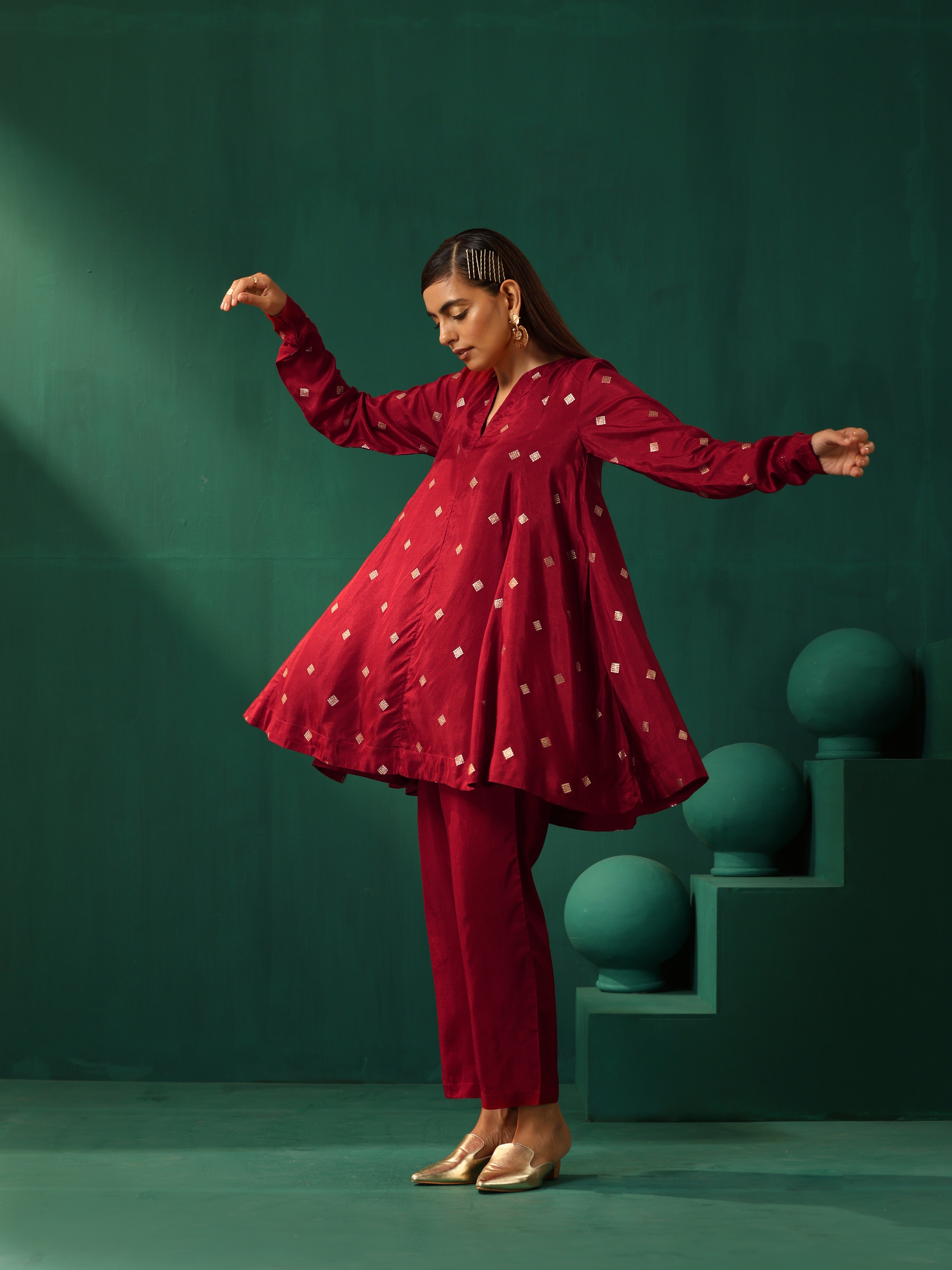 trueBrowns Maroon Diamond Viscose Silk Relaxed Co-ord Set - Distacart