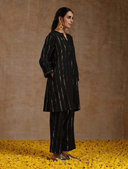 trueBrowns Black Gold Cotton Relaxed Co-Ord Set - Distacart