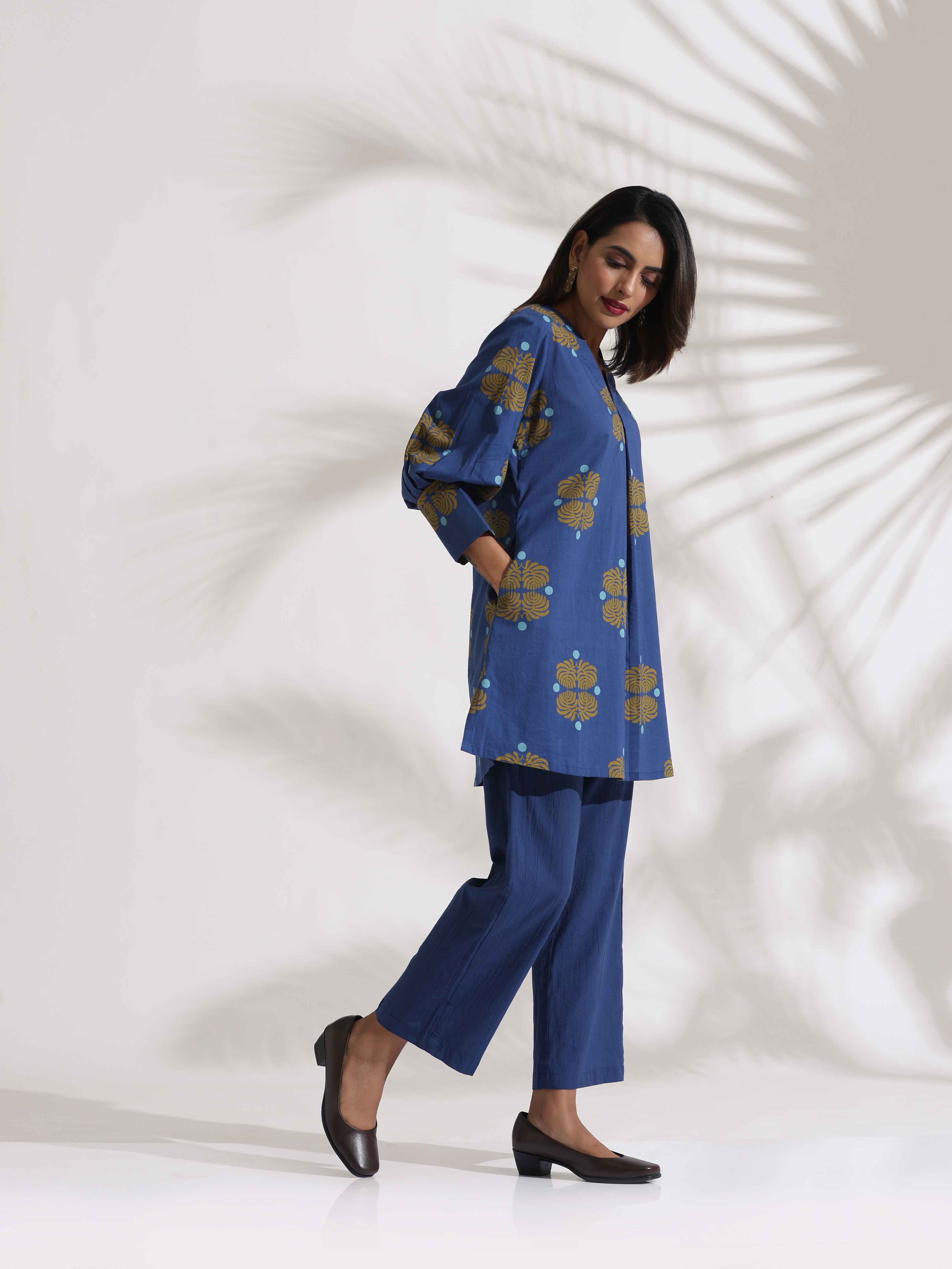 trueBrowns Blue Cotton Print Top & Pants Co-ord Set