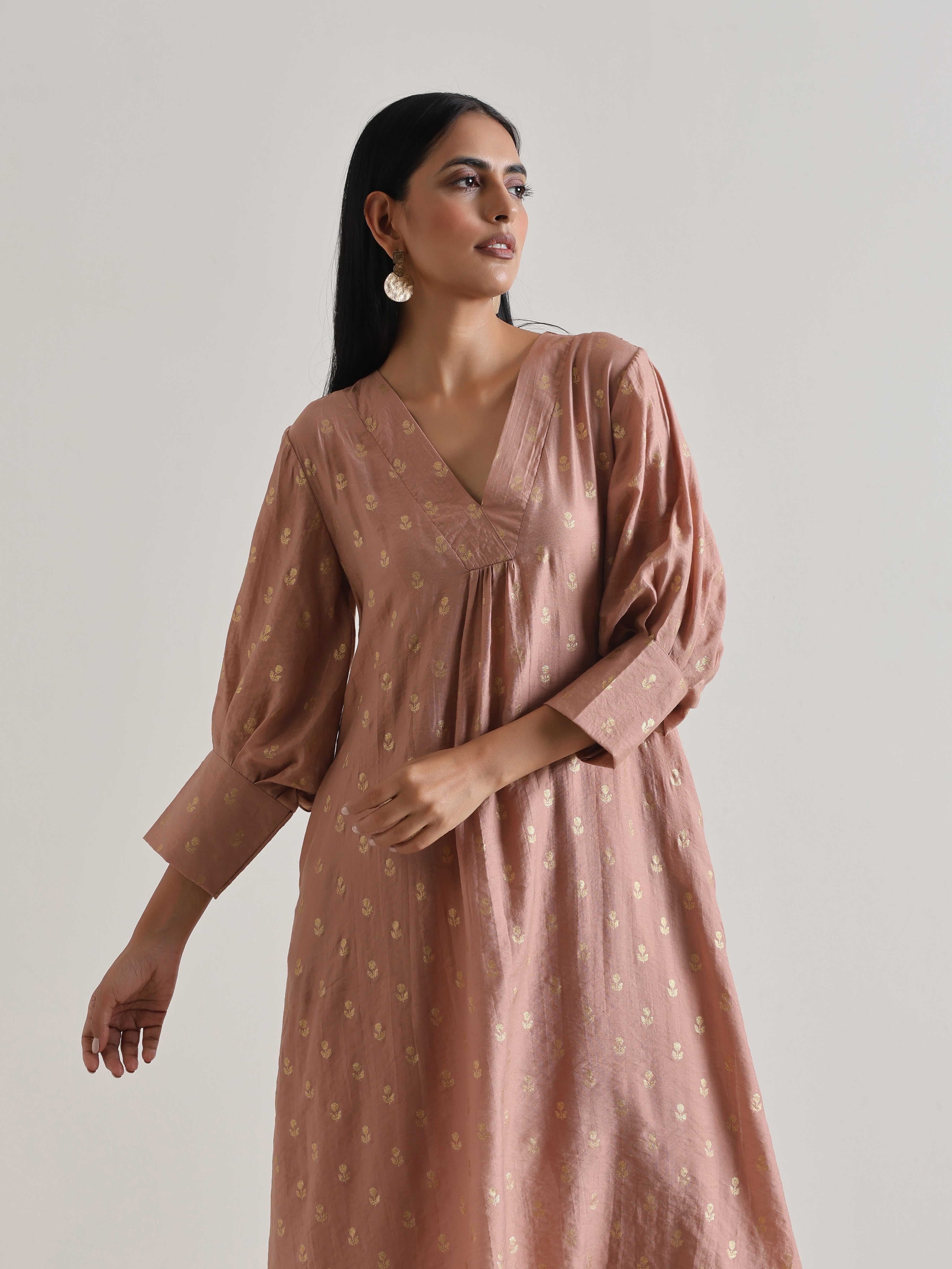 trueBrowns Beige Foil Puff Sleeve Kurta Set - Distacart
