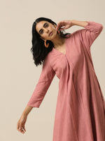 Thumbnail for trueBrowns Light Mauve Slub Texture Neck Pleat Kurta Pant Set - Distacart