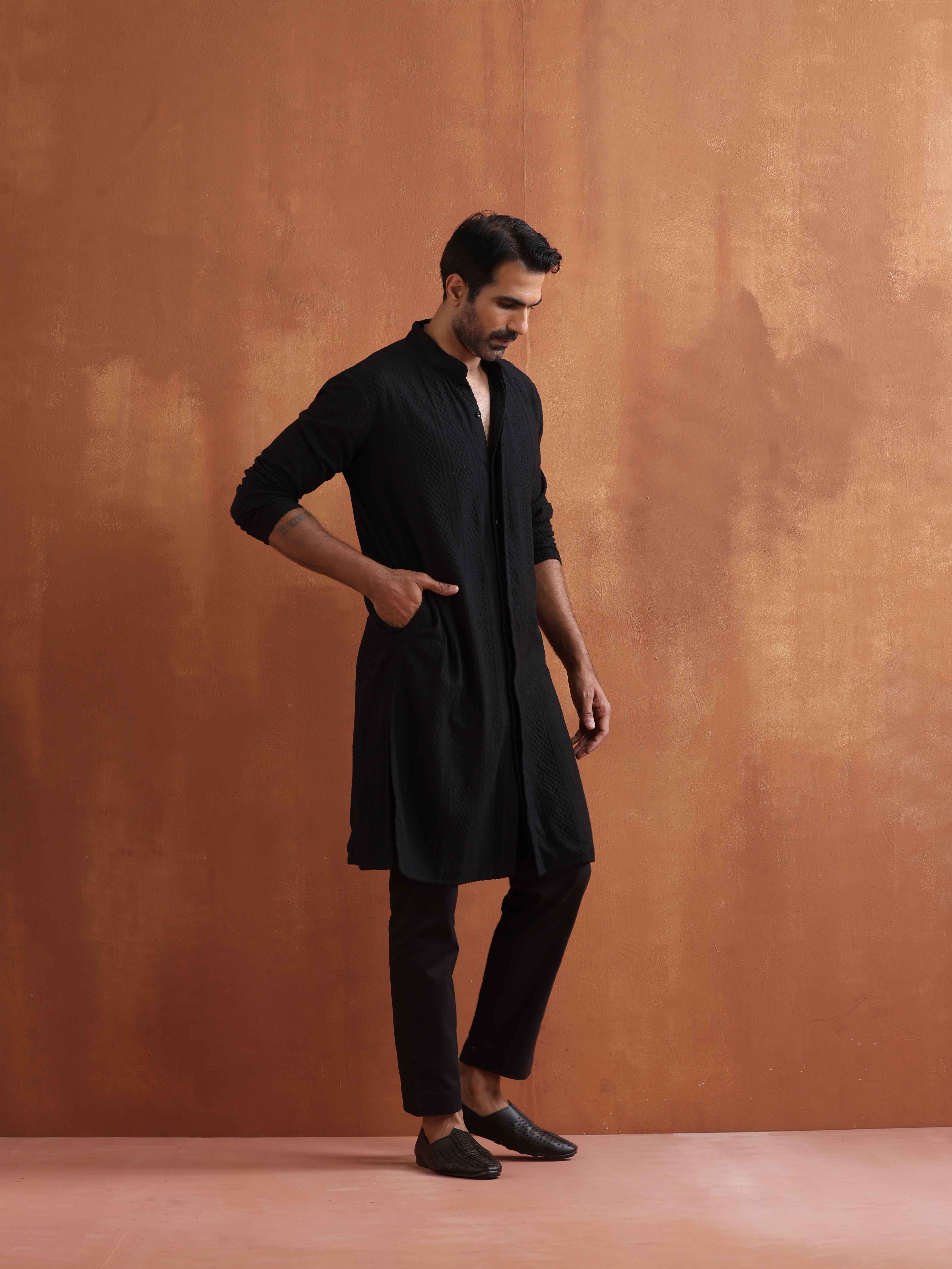 trueBrowns Men's Black Textured Cotton Dobby Front Open Kurta