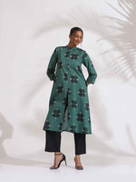 Thumbnail for trueBrowns Green Cotton Print Front Slit Kurta Set