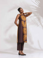 Thumbnail for trueBrowns Brown Cotton Print Sleeveless Kurta Set