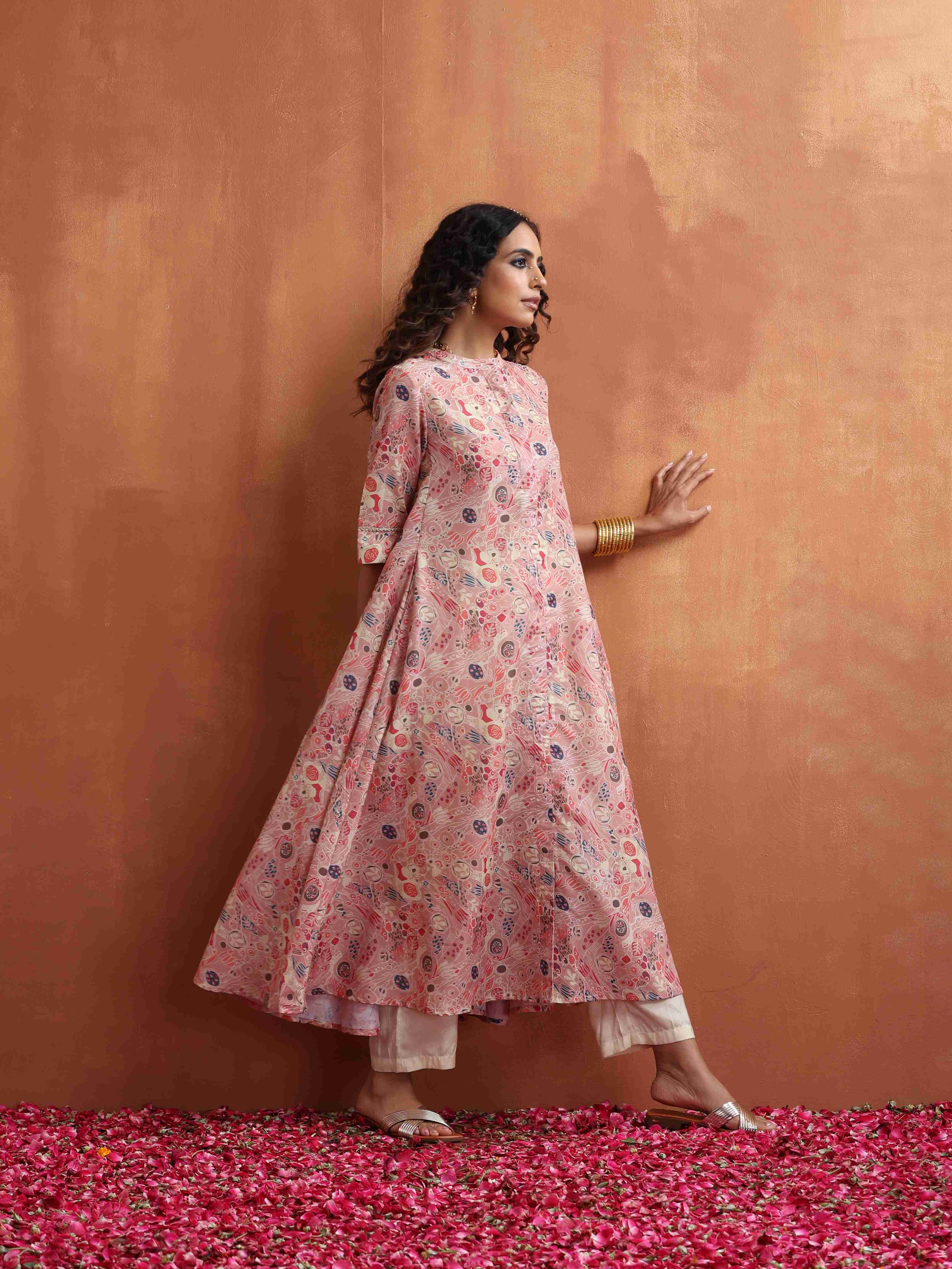 trueBrowns Pink Flared Anarkali Kurta Set - Distacart