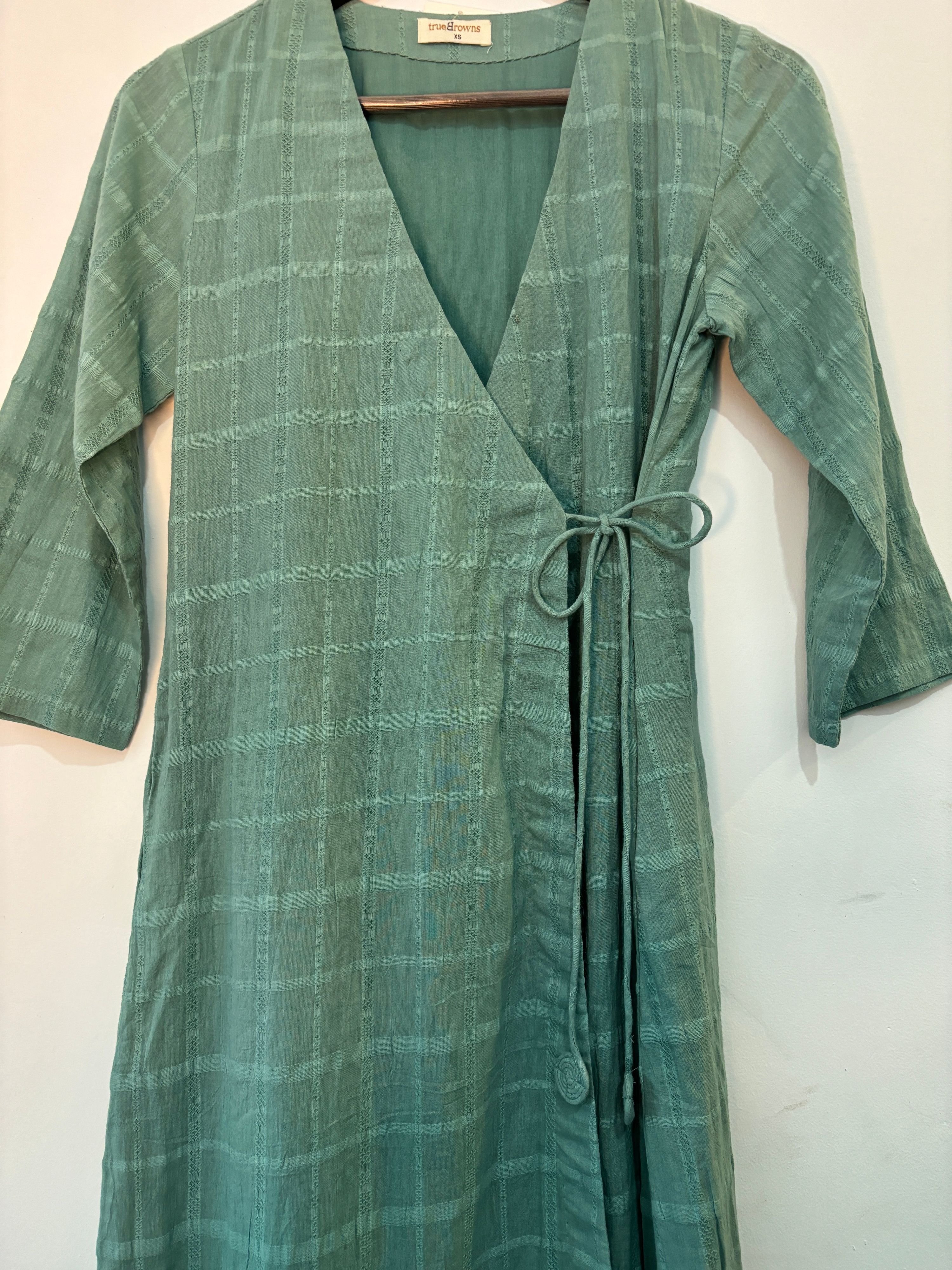 trueBrowns Blue Square Dobby Kurta Set - Distacart