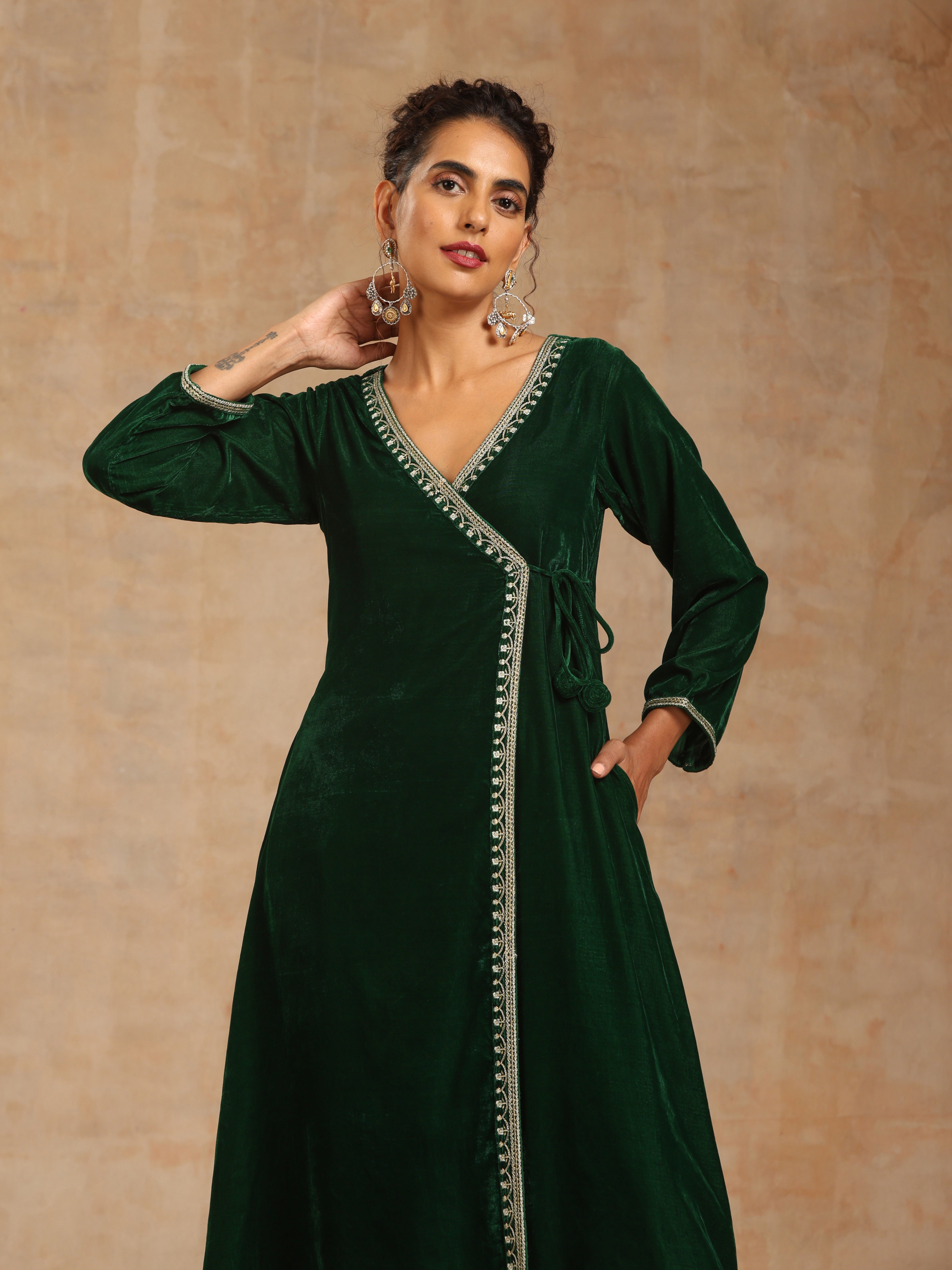 trueBrowns Green Velvet Embroidered Angrakha Kurta - Distacart