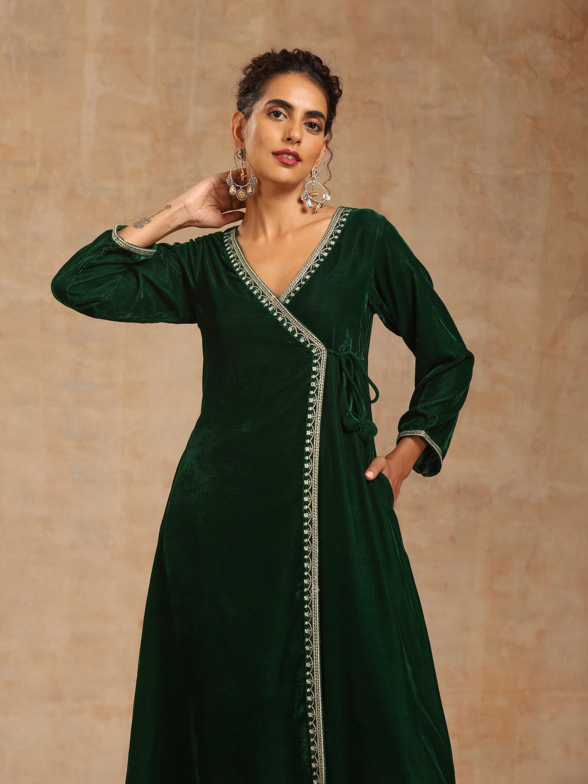 trueBrowns Green Velvet Embroidered Angrakha Kurta - Distacart