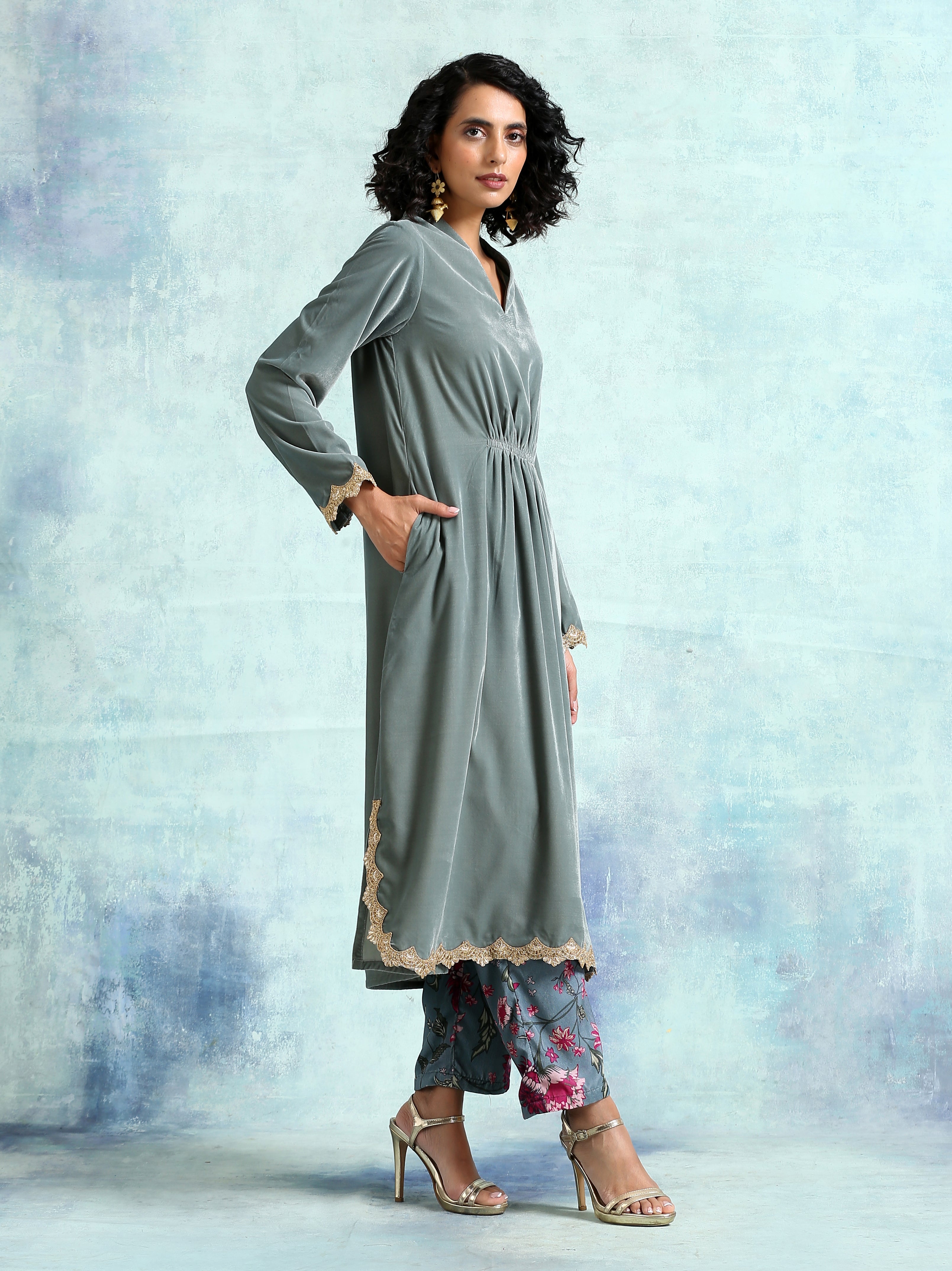 trueBrowns Grey Velvet Lace Kurta Pant Set - Distacart