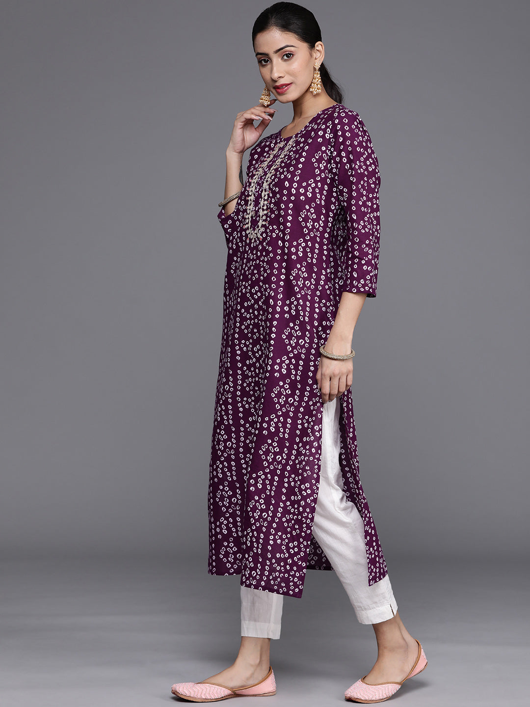Varanga Women Purple & White Bandhani Printed Pure Cotton Kurta - Distacart