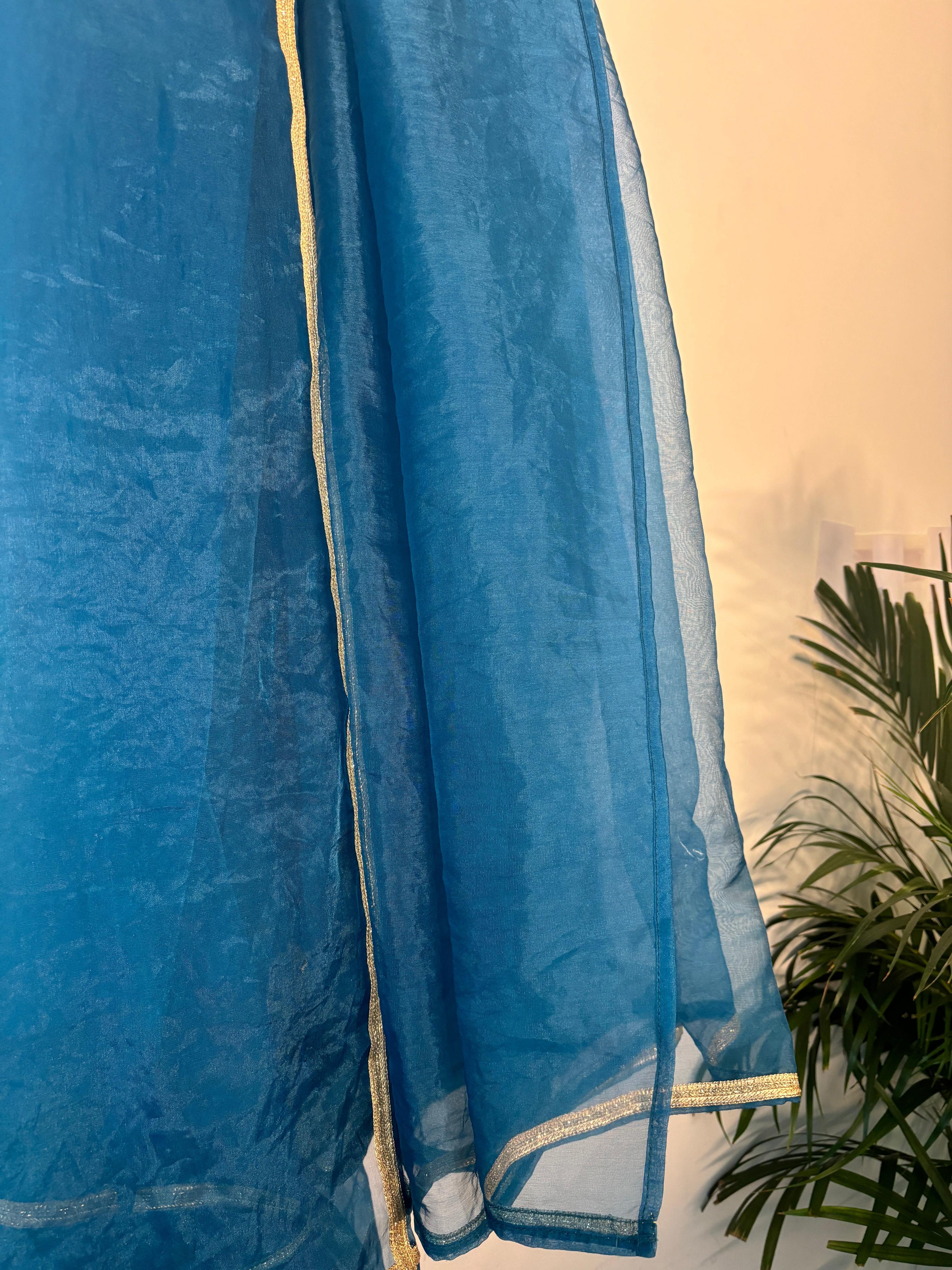 trueBrowns Teal Organza Pre-Stitched Saree