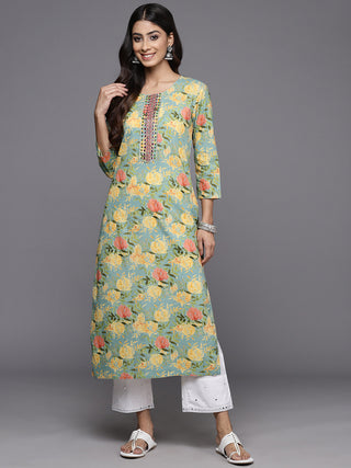 Varanga Women Sea Green Floral Printed Mirror And Thread Embroidered Straight Kurta With Thtree Quarter Sleeves